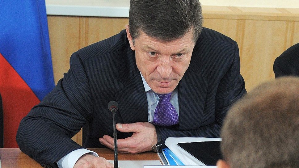 Вице-премьер Дмитрий Козак остался один на один с политическим решением коммунального вопроса