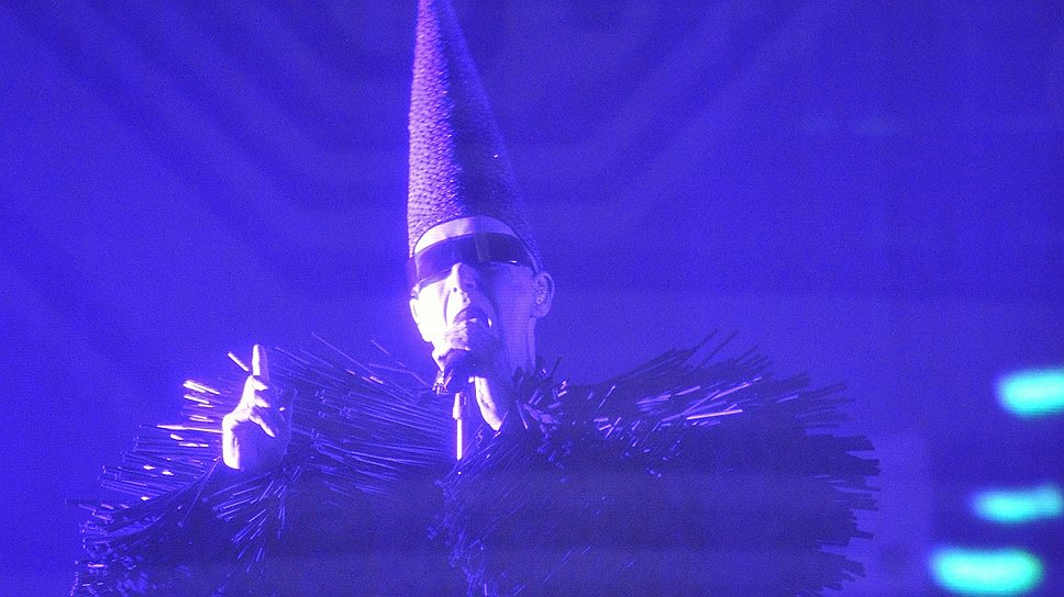 Внимание участников Pet Shop Boys к дизайну собственных концертов в этот раз оказалось чересчур пристальным