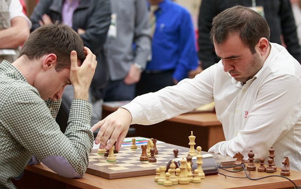 Шахрияр Мамедьяров (справа) добился главной победы в своей карьере, показав удивительную результативность на финише чемпионата мира 