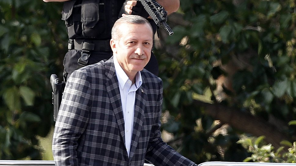 Премьер-министр Турции Реджеп Тайип Эрдоган уверен в том, что сумеет справиться с несогласными 