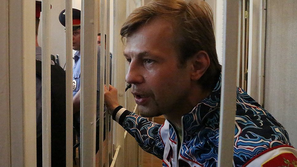 Евгений Урлашов готов вести избирательную кампанию из-за решетки