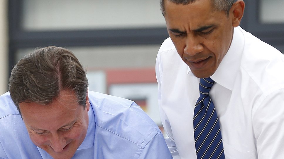 Дэвид Кэмерон (слева) и Барак Обама обрисовали для президента Сирии мрачные перспективы