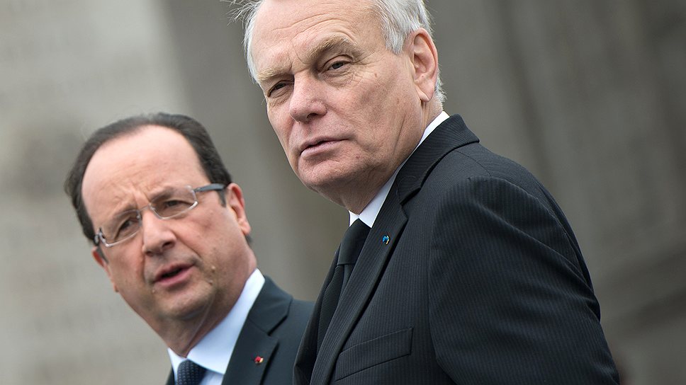 Президент Франции Франсуа Олланд (слева) и премьер Жан-Марк Эро (справа) увидели в действиях Дамаска угрозу своей стране 
