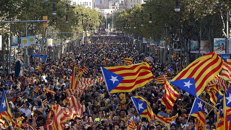 Парламент Каталонии вынужден считаться с настроениями избирателей. В январе он принял декларацию, провозгласившую суверенитет региона
