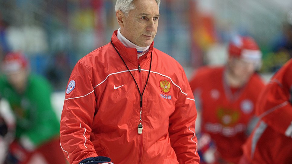 Главный тренер сборной команды России по хоккею Зинэтула Билялетдинов 