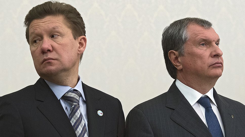 Председатель правления компании &amp;quot;Газпром&amp;quot; Алексей Миллер (слева) и президент, председатель правления ОАО &amp;quot;НК &amp;quot;Роснефть&amp;quot; Игорь Сечин (справа)