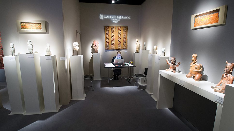 Около десятка галерей продают tribal art на ярмарке BRAFA в Брюсселе