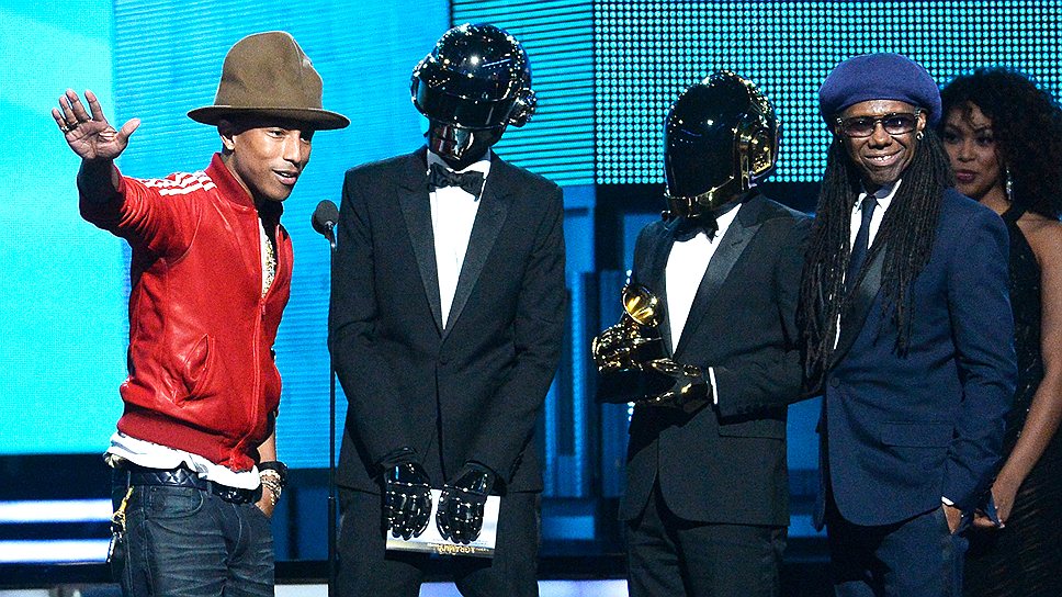 Главные триумфаторы нынешних Grammy — участники французского дуэта Daft Punk — выглядели крайне эффектно, но немного бесчеловечно
