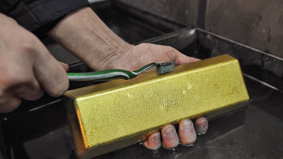 Почему инвесторы возвращаются к покупкам золотых инструментов