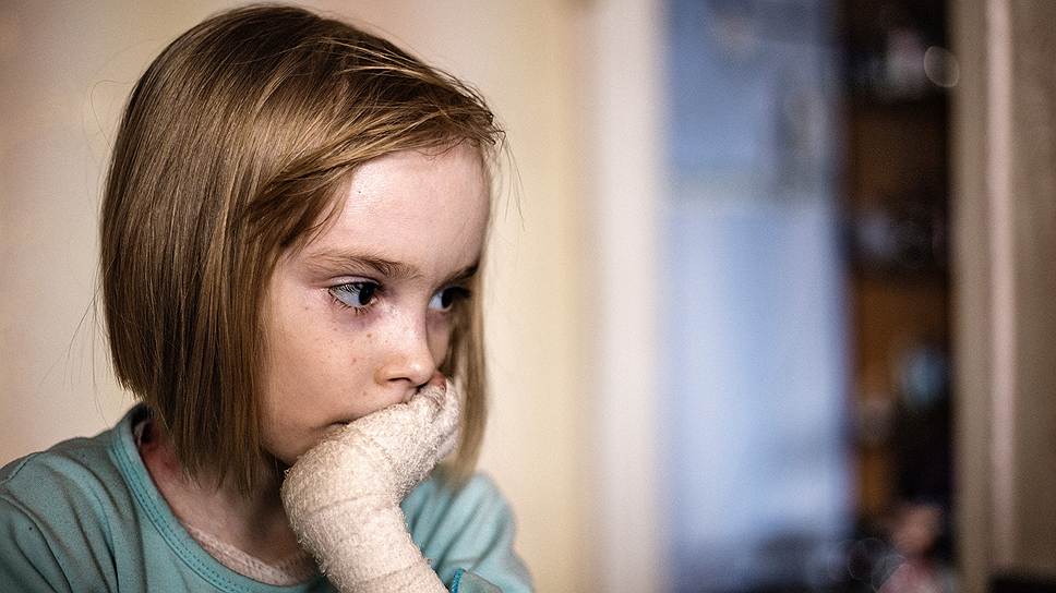 Детские органы у девочек. Рот девочек 10 лет вблизи. У девочки 8 лет набухло. У девочки 8 лет набухло. Детские органы у девочек.