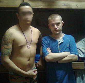 МИД РФ считает экстрадицию Максима Чухарева (справа) незаконной