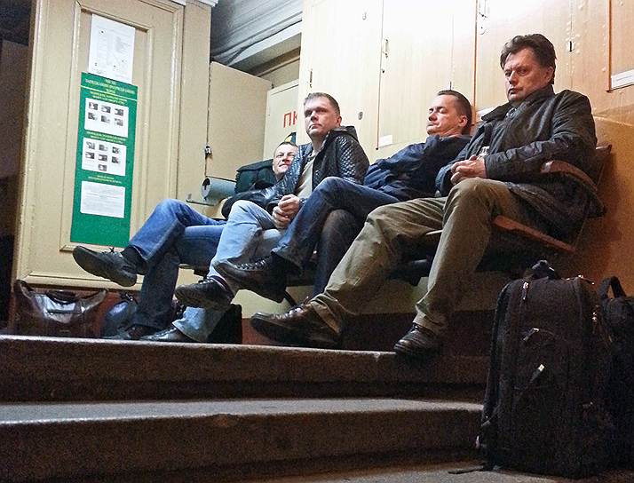 Подлежат депортации (слева направо): Сергей Коновальцев, Андрей Колесников, Андрей Алексюк, Валериан Куйбышев
