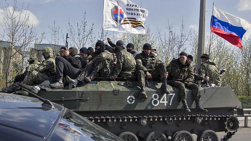 Украинские десантники вошли вчера в Краматорск под российским флагом