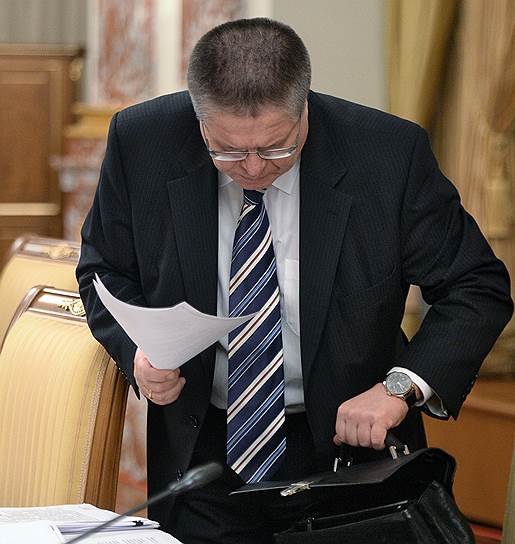 Глава Минэкономики РФ Алексей Улюкаев подготовил для участников Петербургского международного экономического форума насыщенную программу