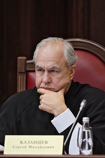 Судья Сергей Казанцев считает, что Конституционный суд зря дал гражданам право голосовать досрочно