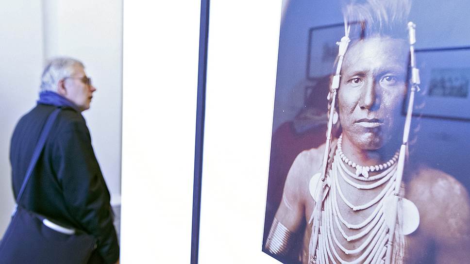 Американские фотографы снимали индейцев, следуя канонам западноевропейской живописи 