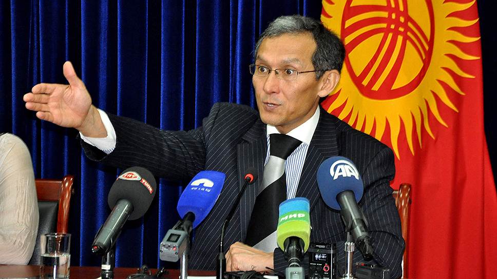 Правительство Киргизии во главе с премьер-министром Джоомартом Оторбаевым выбрало курс на вступление страны в Таможенный союз