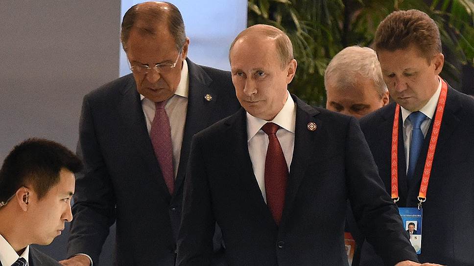 Владимир Путин, Алексей Миллер и Сергей Лавров вчера одержали не только внешнеэкономическую, но внешнеполитическую победу