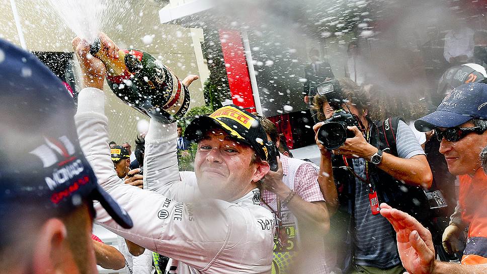 Второй подряд победой на главном Гран-при &amp;quot;Формулы-1&amp;quot; Нико Росберг вернул себе лидерство в общем зачете чемпионата