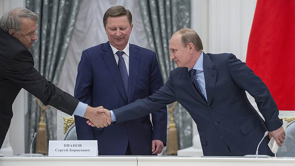 Владимир Путин и Владимир Фортов (слева) согласились в том, что не стоило смотреть футбол Россия—Бельгия