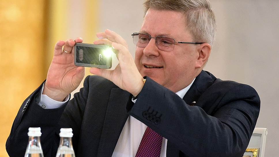 Первый заместитель председателя Совета Федерации  России Александр Торшин