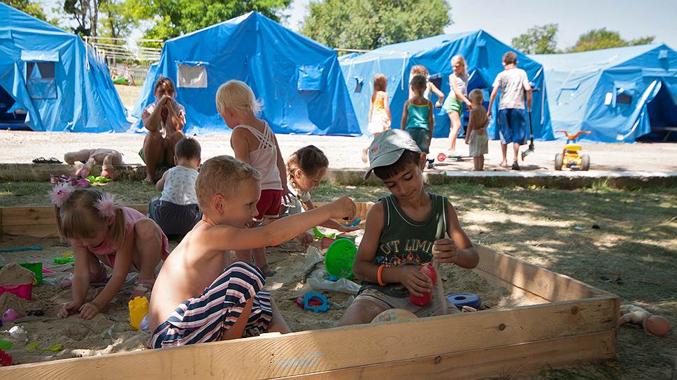 Как украинских беженцев укрепили в праве пребывания