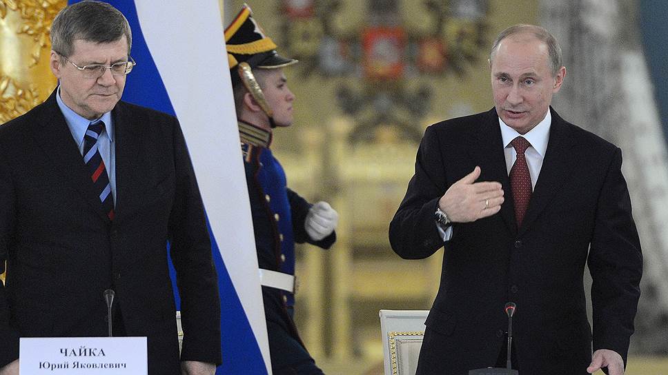 Генеральный прокурор России Юрий Чайка и президент России Владимир Путин 