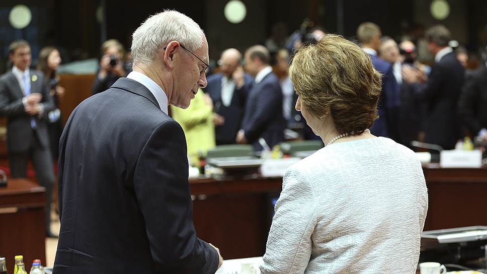 Председатель Европейского совета Херман Ван Ромпей и глава внешнеполитической службы ЕС Кэтрин Эштон