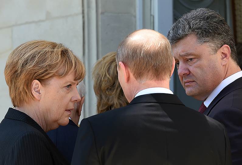 Канцлер Германии Ангела Меркель, президент России Владимир Путин и президент Украины Петр Порошенко 