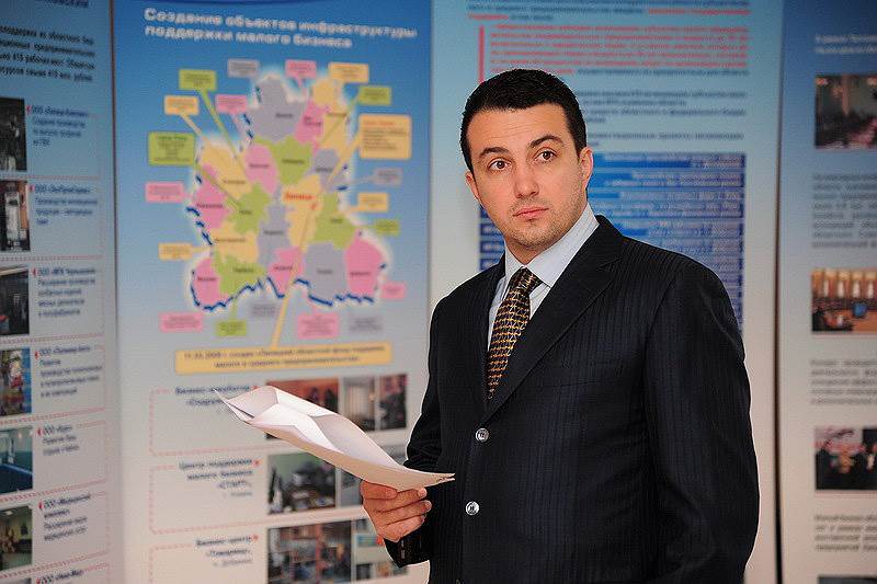 Депутат горсовета Липецка бизнесмен Михаил Пахомов