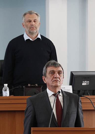 Алексей Чалый (слева) не хочет разделить с Сергеем Меняйло ответственность за правительство Севастополя