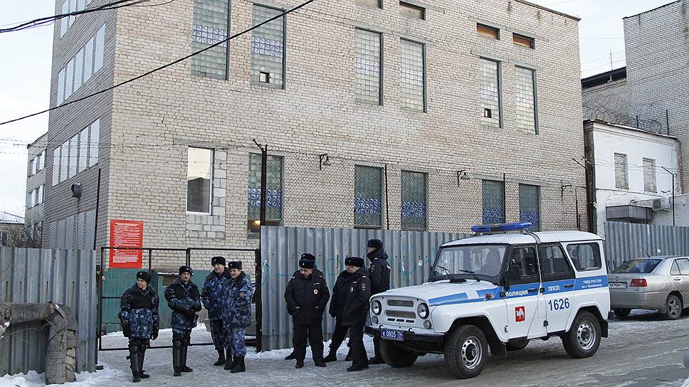 Выяснением причин бунта заключенных в челябинском СИЗО занялись сразу несколько правоохранительных ведомств