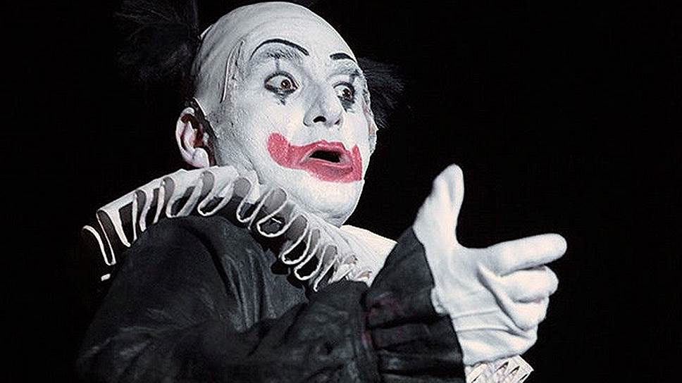 В «Риголетто» Роберта Карсена декоративные обстоятельства делают оперную драматургию выпуклой