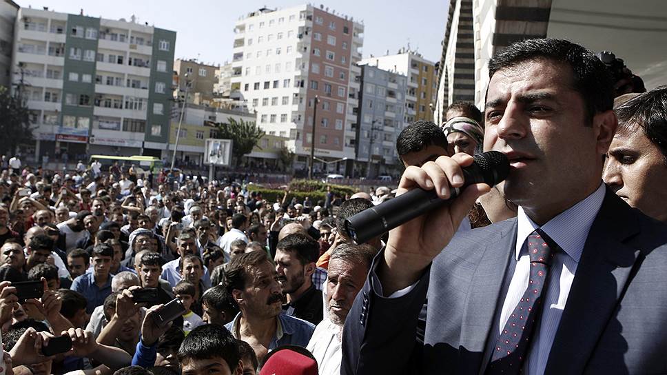 Лидер курдской оппозиции в турецком парламенте Селяхаттин Демирташ