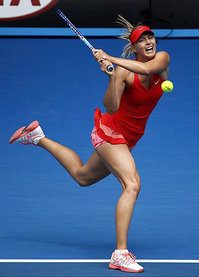 Мария Шарапова (на фото), не выигрывавшая у Серены Уильямс с 2004 года, надеется прервать серию из 15 поражений подряд в субботнем финале Australian Open