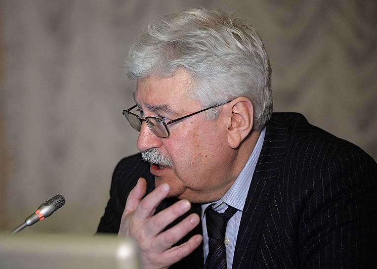 Директор Институт научной информации по общественным наукам (ИНИОН) Юрий Пивоваров 