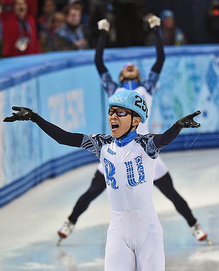 Виктор Ан стал самым титулованным спортсменом сочинской Олимпиады. В нынешнем сезоне ее трехкратный чемпион уже дважды брал золото на этапах Кубка мира и входит в число самых успешных мастеров шорт-трека