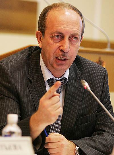 Александр Левинталь, много лет проработавший в правительстве Хабаровского края, перебирается в Еврейскую автономную область на пост врио губернатора
