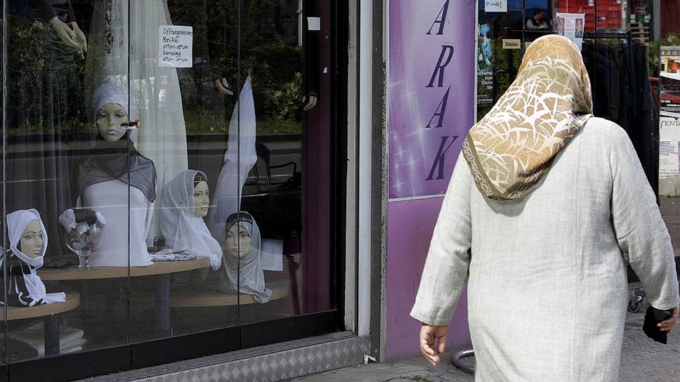 Немецкий суд разрешил хиджаб учителям