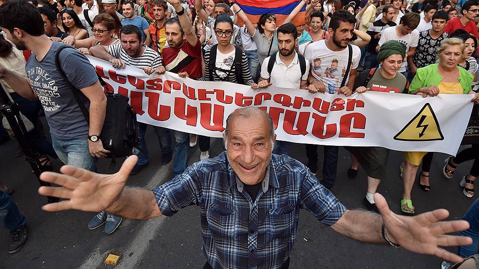 Как &quot;Интер РАО&quot; не выдержало армянских драм