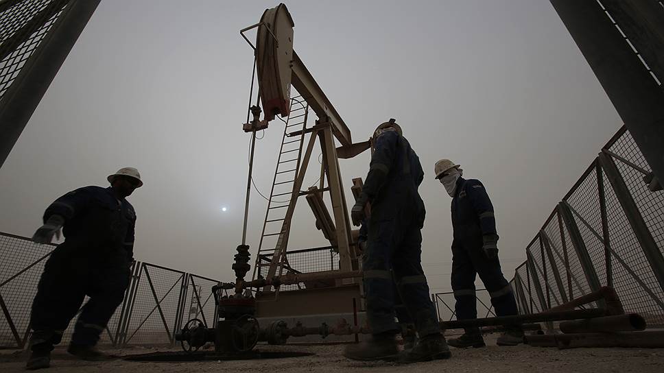 Почему избыток предложения нефти негативно влияет на рубль