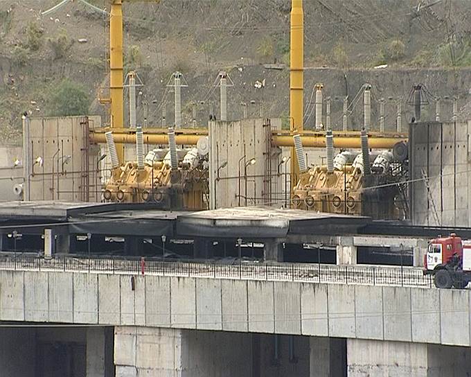 Последствия пожара на Ирганайской ГЭС в Унцукульском районе Дагестана