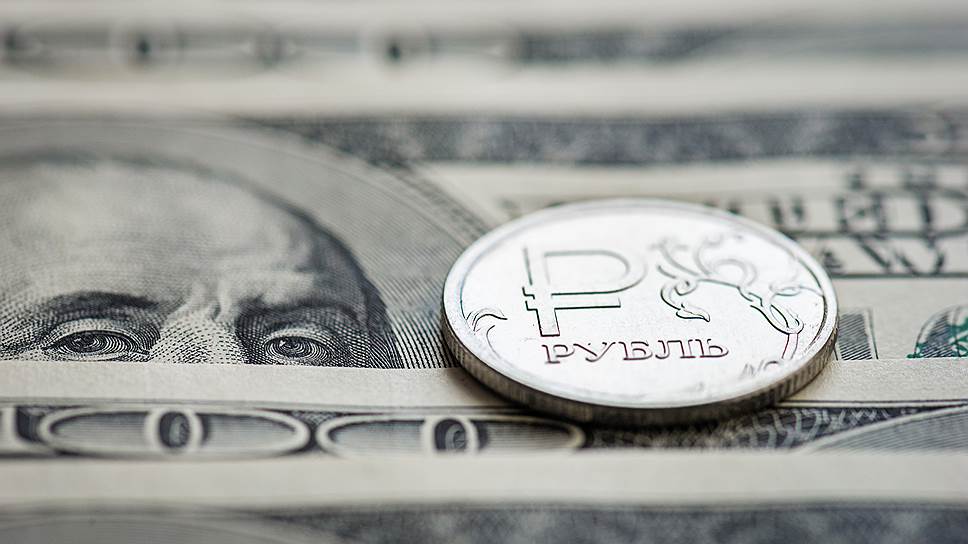 Почему российская валюта укрепилась даже при низкой нефти