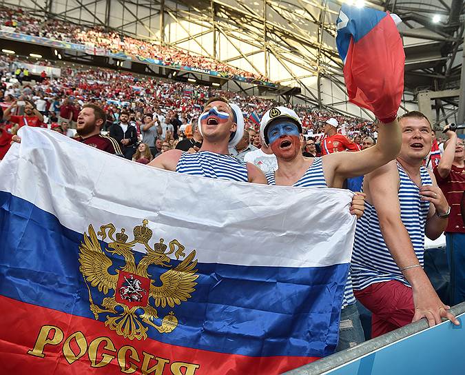 Болельщики сборной России имеют все шансы лишить ее и себя чемпионата Европы