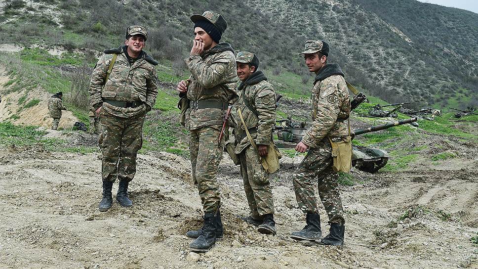 Инициатором возобновления боевых действий за Нагорный Карабах россияне считают прежде США и страны НАТО
