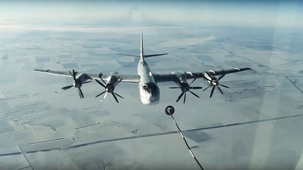 Как Ту-95МС сбрасывал крылатые ракеты Х-101 в ноябре