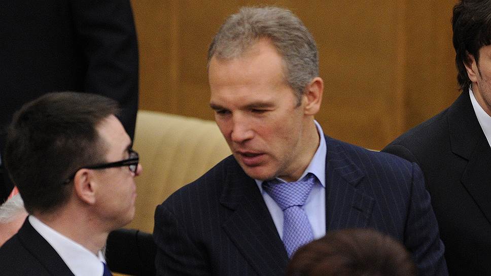 Как депутат от «Единой России» Александр Скоробогатько сложил мандат