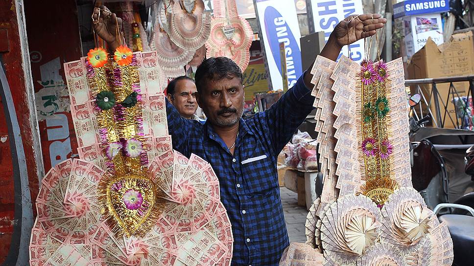 Как Индия в 2016 году попробовала скачком перейти в мир электронных денег