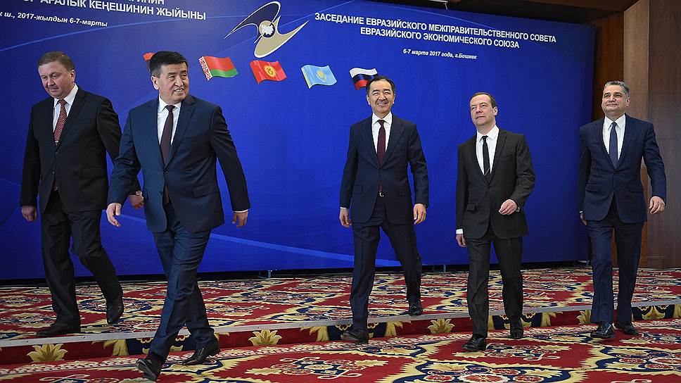 Почему на встрече ЕАЭС обсуждали отношения России и Белоруссии