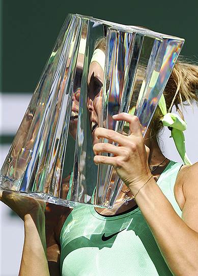 Благодаря победе в Индиан-Уэллсе Елена Веснина поднялась в рейтинге WTA на 13-е место